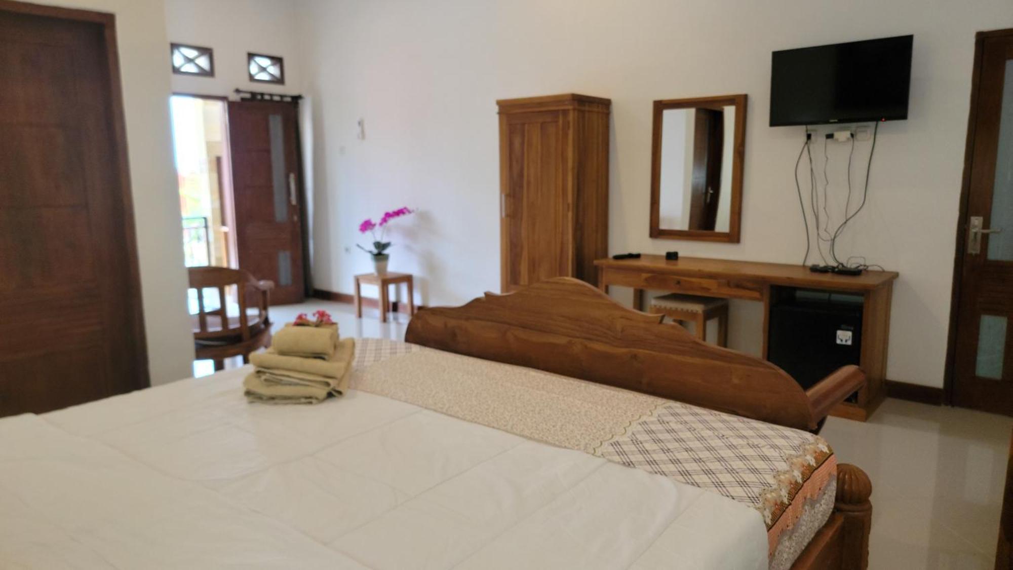 N Villa Lajor Bagian luar foto